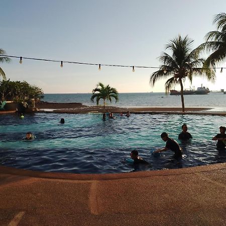Ehsan Seaview Hotel Port Dickson Kültér fotó