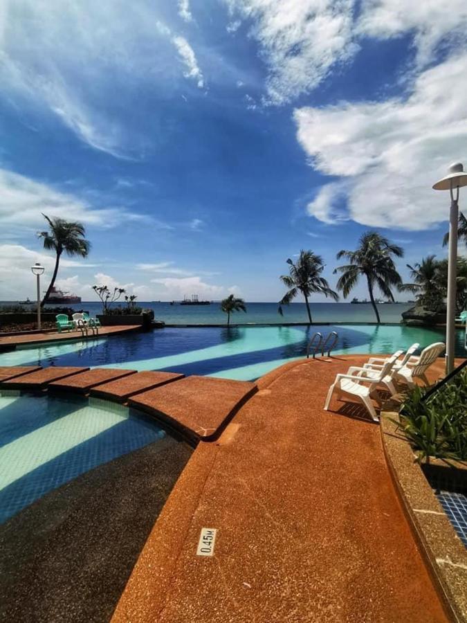 Ehsan Seaview Hotel Port Dickson Kültér fotó